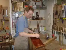Atelier Bence - Restauration de meubles à Paris - Vincennes