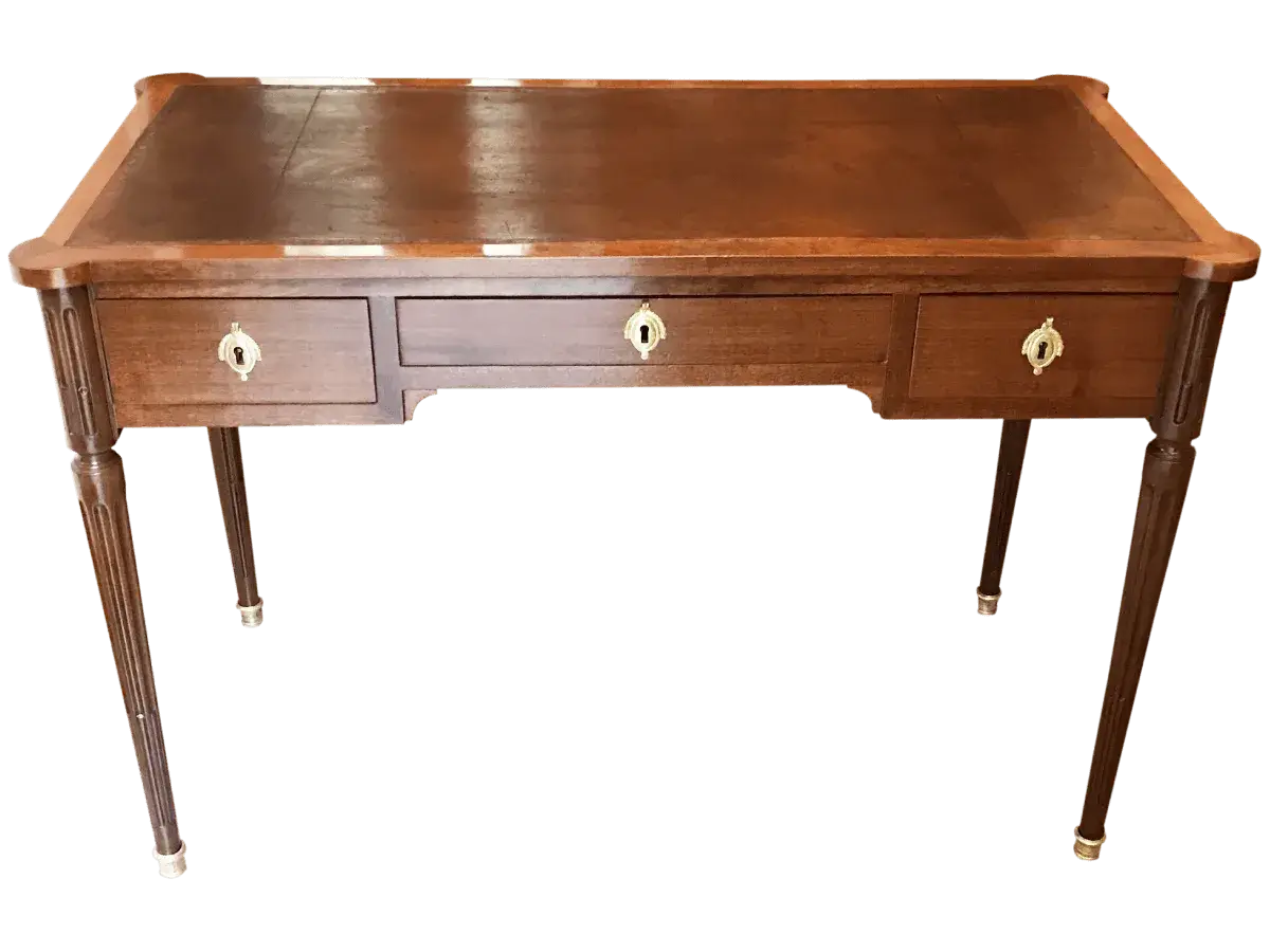 Après restauration. Bureau d'époque Louis XVI Après restauration. Bureau d'époque Louis XVI