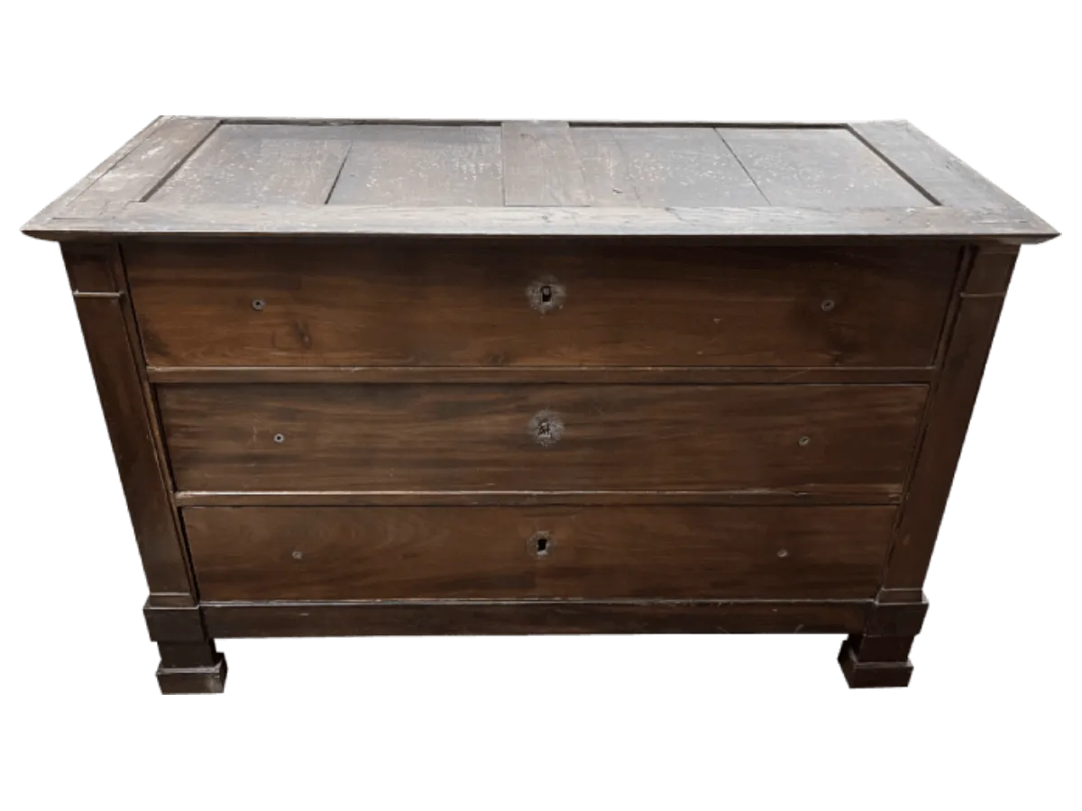 Avant restauration. Commode d'époque Empire Avant restauration. Restauration à Paris - Vincennes d'une commode d'époque Empire