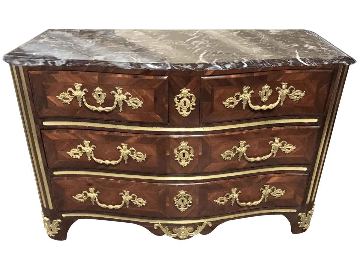 Après restauration. Commode d'époque Louis XIV Après restauration. Commode d'époque Louis XIV