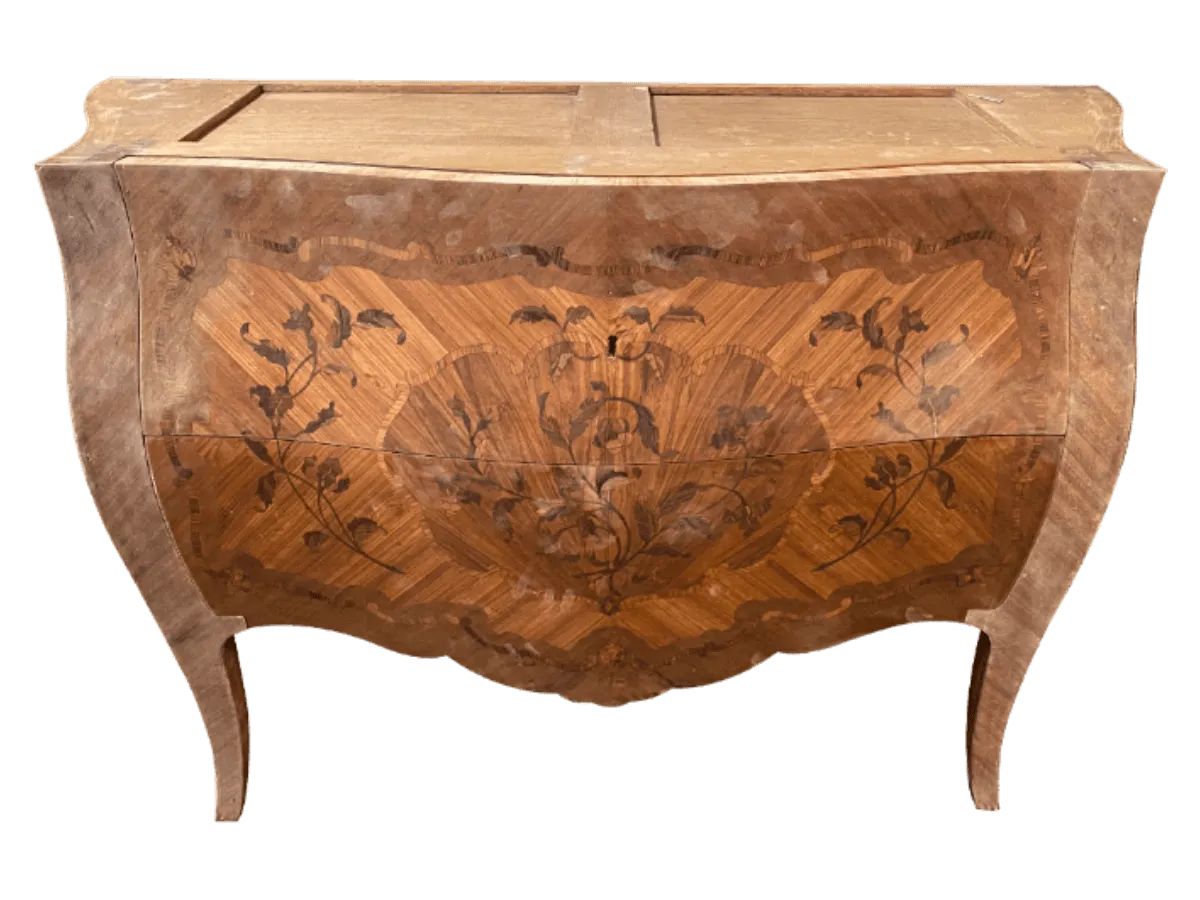 Avant restauration. Commode Louis XV Avant restauration. Restauration à Paris - Vincennes d'une commode Louis XV