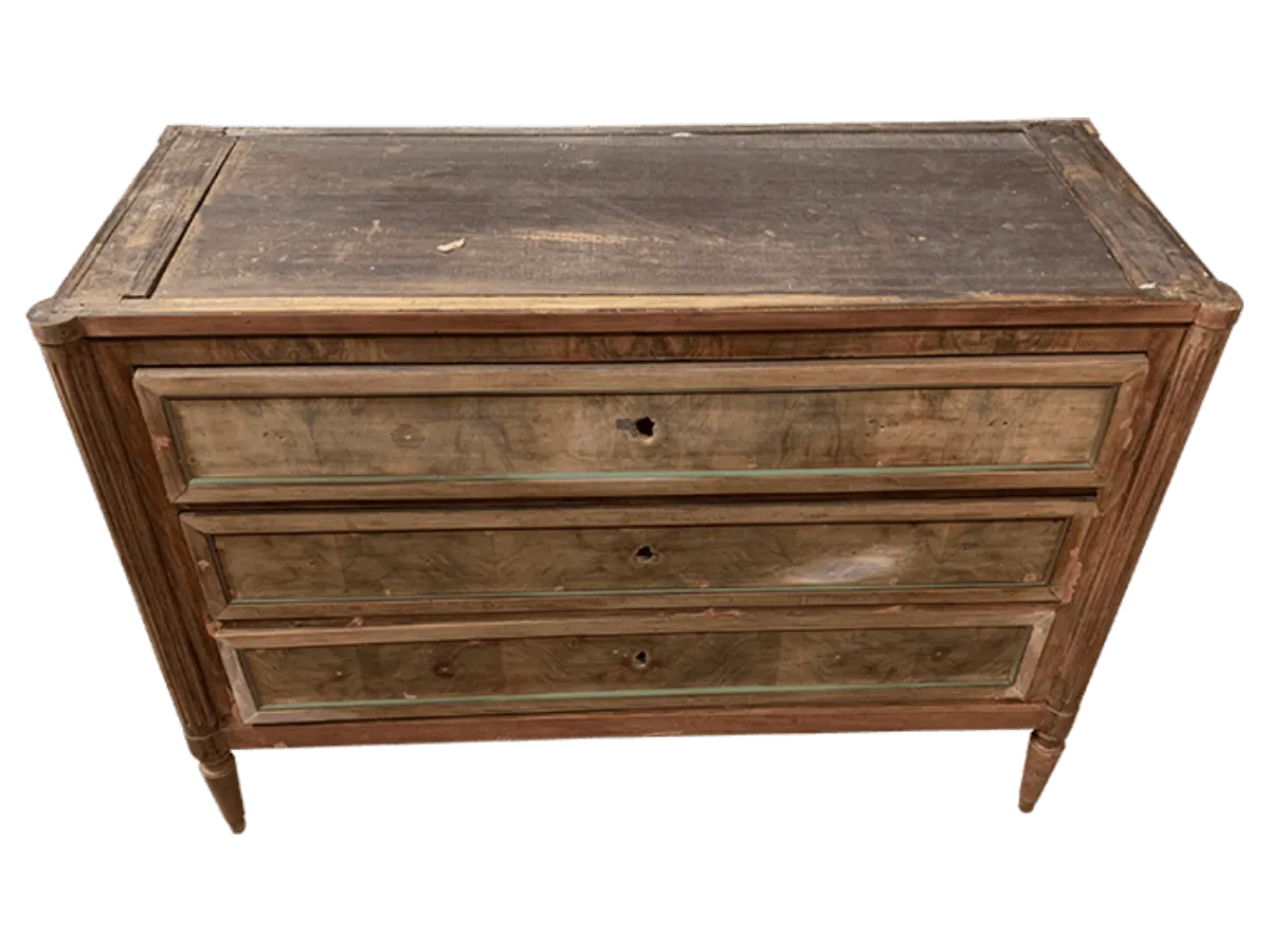 Avant restauration. Commode Louis XVI Avant restauration. Restauration à Paris - Vincennes d'une commode Louis XVI