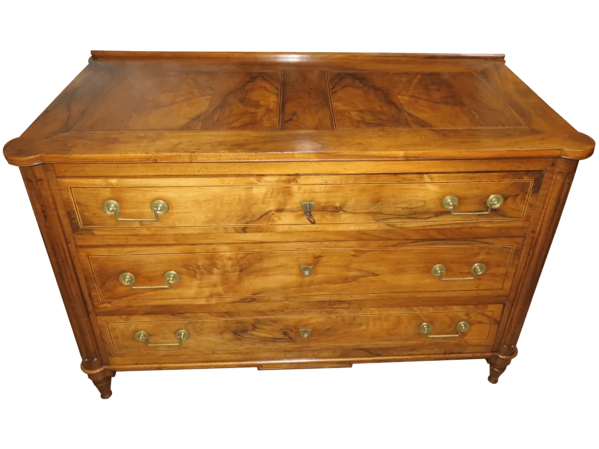 Après restauration. Commode Louis XVI Après restauration. Restauration à Paris - Vincennes d'une commode Louis XVI