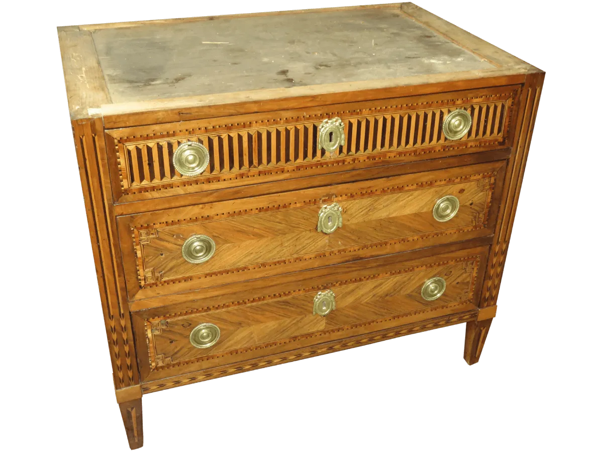 Après restauration. Commode Louis XVI Après restauration. Commode Louis XVI
