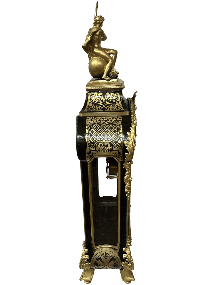 Après restauration. Pendule d'époque Louis XIV Après restauration. Restauration à Paris - Vincennes d'une pendule d'époque Louis XIV