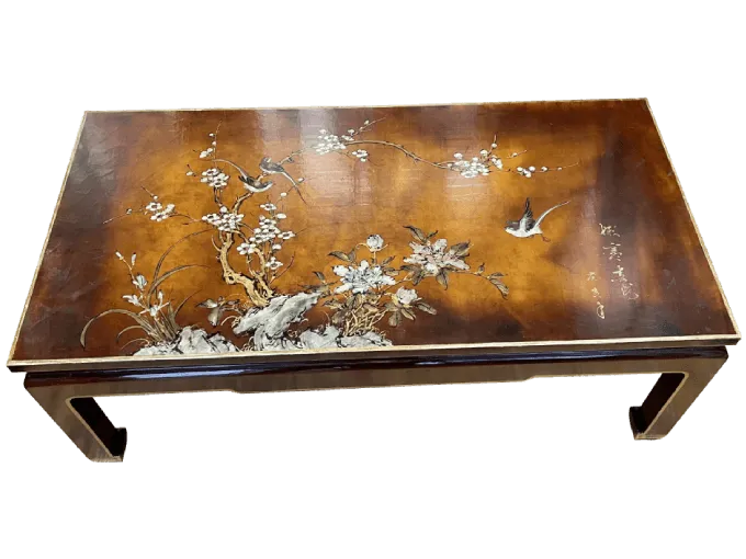 Après restauration. Table basse Chinoise peinte Après restauration. Table basse Chinoise peinte